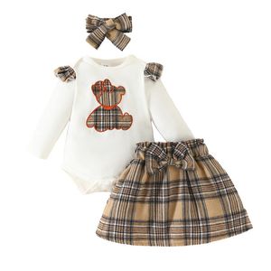 Giyim Setleri Yeni doğan kız bebek giyim 3 parçalı çizgi film ayı nakış uzun kollu sıkı oturma kıyafetleri düz ayakkabılar bebek giyim 0-18 aylık 231114