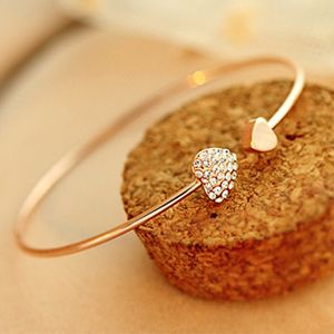 Nova moda amor cristal duplo coração manguito pulseira pulseiras para mulheres senhora jóias charme aberto pulseira presente dos namorados atacado ymb016