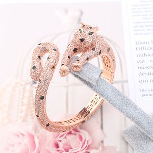 Bracciale d'oro in oro 18K Oro oro per donne Gold Silver Trendy Womens Men Friendship Braccialetti Leopard Infinity Luxury Designer Gioielli Regali per matrimoni Cool Cool