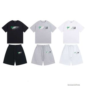 Дизайнерская модная одежда Роскошные футболки Новая мода Trapstar Letters Повседневная спортивная одежда Комплект футболок Мужская женская футболка + шорты Комплект из двух предметов