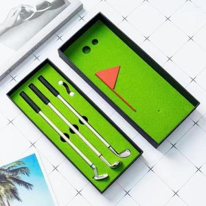 0.7mm golf kalemi seti mini masaüstü top hediyesi, yeşil 3 kulüp topları ve bayrak masası oyunlarını içerir