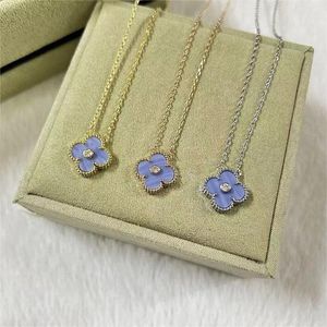 Love Designer Carm Подвесной ожерелья для женщин светло -фиолетовый каменный бриллиант сестра сестра мойссанит цепь
