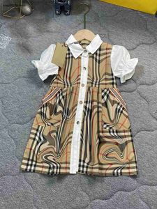 Yeni Tasarımcı Kız Elbise Petal Manşetler Kısa Kollu Çocuk Etek Boyutu 90-140 Bebek Partisi Dress Single Breaded Lapel Child Frock NOV15
