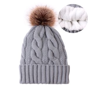 Kış Polar Çizgili Kadın Şapka Daha Kalın Beanies Pom Kürk Top Örme Kapak Kızlar Beanie Şapkalar Polar kaplı sıcak kaput gündelik kapak