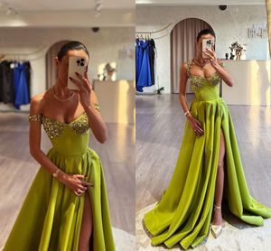 Sexy verde uma linha vestidos de baile longo para mulheres halter pescoço lantejoulas até o chão divisão lateral alta aniversário concurso celebridade noite vestidos de festa ocasiões formais