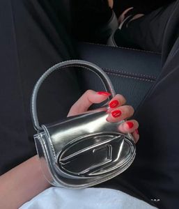 Toptan Jingle Bag Kadınlar Yaz Yeni Kontrast Renk Bir Omuz Crossbody Taşınabilir Mini Çantalar
