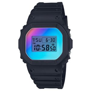 Spor Dijital Kuvars Unisex Watch 5600 Orijinal Şok Saat Square LED Otomatik Kaldırma El Lambası Tamamen İşlevsel Dünya Time Meşe Serisi