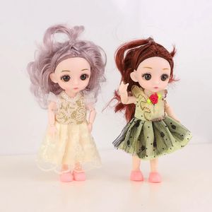 Куклы 6-дюймовая кукла в подарочной коробке для девочек, моделирование реальности в сочетании с мобильными семейными игрушками в случайном стиле 231117
