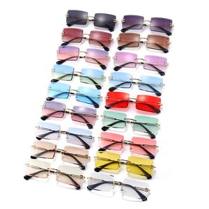 Yeni çerçevesiz kesilmiş kenar güneş gözlüğü Lady Square Marine Film Güneş Gözlüğü Çapraz -border Trend Street Atış Gradyan Renk Gözlükleri