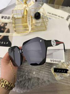 Moda G Gözlük G harfli lüks serin güneş gözlüğü tasarımcısı 2023 yeni kutu kadın polarize lensler yüksek çözünürlüklü UV dirençli