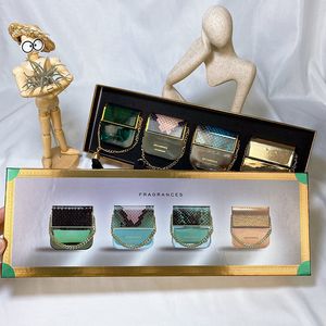 Набор парфюмерии Top Woman 25 млль 4-часовых ароматических ароматических ароматов Eau de Parfum для любой кожи и быстрой почтовой отправки