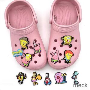 Sıcak 12pcs/Set Sevimli Anime Croc Charms Tasarımcı Diy Karikatür Ayakkabı Dekorasyon Cazibesi Croc Jibz Clogs Çocuk Erkek Kadın Kız Hediyeleri