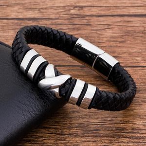 Bracelets de charme Tyo moda aço inoxidável em aço magnético preto Bracelete de couro genuíno Men trançado jóias de joias de joalhas de mão por atacado