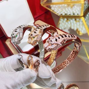 Panthere Bangle Charme armband voor vrouw designer diamant Emerald Verguld 18K Glad geslepen diamant inleg kristal klassieke stijl met doos 006
