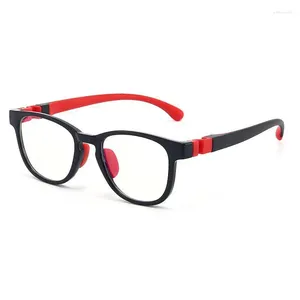 Солнцезащитные очки детские антисиние очки мужские и женские плоские легкие зеркальные силиконовые двухцветные литые мягкие оправы