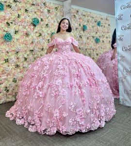 2024 sevimli pembe lüks prenses quinceanera elbiseler 3d çiçek aplike kapalı omuz telaşı korse vestidos de 15 anos