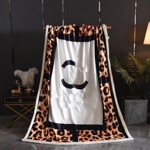 Cobertores de cor de leopardo de designer 200 * 230 cm Cobertor de lã de cordeiro espessado com logotipo para presente de Natal Cama xale macio Capa de sofá Ofiice Ar condicionado