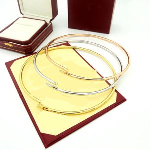 Moda lüks kolye tasarımcısı mücevher büyük tırnak şekli zincirler kadınlar için kolyeler parti gül altın platin mücevherler