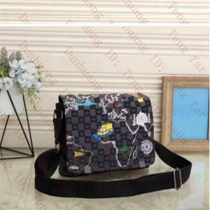 Stili di borsa a tracolla a tracolla da uomo di design Borse di varie dimensioni borse di lusso designer borse pochette Tasche multiple Borsa a tracolla moda donna vendita Cartelle calde