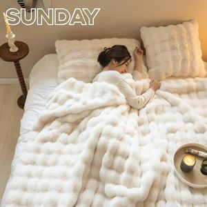 Battaniye kış taklit kürk peluş battaniye sıcak süper yumuşak battaniye yatak kanepe kapak lüks kabarık atma battaniye yatak odası kanepe yastık kılıfı 231122
