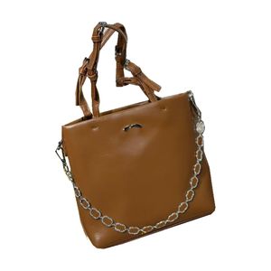 Şık Rhinestone Zincir Crossbody Women Bag Mini Sevimli Lüks El Çantası Deri Deri Kapiteli Pochette Para Çantası Gümüş Donanım Omuz Çantası Sacoche Valiz 20x20cm