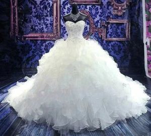 2024 Lüks Balo Gowns gelinlik prenses elbisesi boncuklu nakış korse kalp organze ruffles katedral tren gelin elbise artı boyut vestido de novias