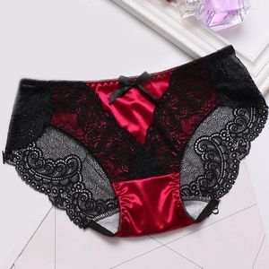 Calcinhas femininas requintadas mulheres leves rendas invisíveis crochê suave cetim patchwork roupa interior protetora