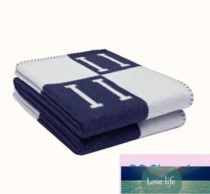 En kaliteli mektup kaşmir battaniye tığ işi yumuşak yün şal taşınabilir sıcak ekose kanepe polar örgü battaniye havlu goblen 140x175cm