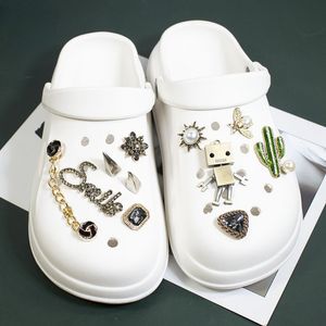 Аксессуары для обуви Jimat Robot Kartun Lucu untuk Buaya Diy logam punk menyumbat aksesori sepatu produk jadi dekorasi baru semua cocok 230425