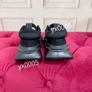 2023top tasarımcı kadın ayakkabısı deri dantelli erkek moda platform spor ayakkabılar beyaz siyah erkekler kadın lüks rahat ayakkabılar