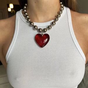 Strands Strings Hip Hop Minimalist Colorful Glass Love Heart Pendant Necklaces for Women Aesthetic Beads Chains Short Choker Girls Party Jewelry 230426