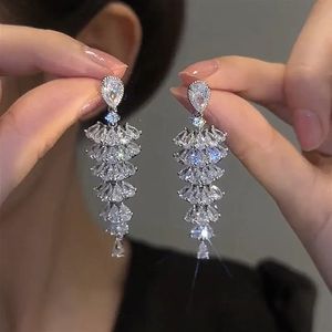 Stud Fashion Lüks Geometrik Sallantı Damla Küpeler Kadınlar İçin Düğün Partisi Takı Aksesuarları Muhteşem Kübik Zirkonya Gelin Brincos 231127