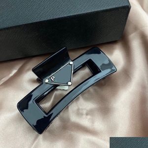 Hair Accessories Luxury Barrettes Designer Womens Triangle P Letter Hairpin High Quality Brand Classic Versatile Leisure Hairclips Fas Dh9Na