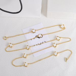 Designer Womens Vintage Pearl Colar Sweater Long Chain Jóias Diamante Colares Cintura Cadeias Femininas Aço Inoxidável Jewelrys Letter Chain