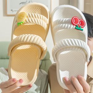 Terlik Sevimli Meyveler Tasarım Kadınlar 2023 Yaz Kapalı Platform Yumuşak Slip Sandalet Ev Banyo Kadın Ayakkabı