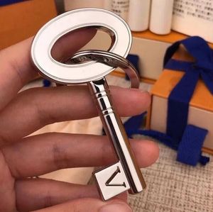 Paris Tasarımcı Anahtarlık Anahtar Yüzme El yapımı Platinum Anahtar Moda Aksesuarları Erkekler için Kadınlar 18K Altın Sevenler Ana Zincir Araba Anahtarları Hediye Kutusu Toz Çantası