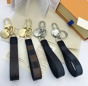 2023 Tasarımcı Sevimli Keychain Ana Zincir Yüzük Tutucu Marka Tasarımcıları Porte Clef Hediye Erkekler İçin Anahtarlıklar Kadın Araba Çantası Kolye Aksesuarları Yüksek Valilik Kutu Aa