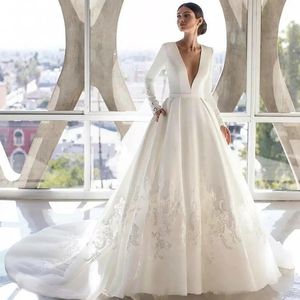 2024 Женское свадебное платье трапециевидной формы с v-образным вырезом и длинными рукавами, кружевные аппликации, пуговицы сзади, атласные платья невесты, большие размеры, сладкое платье Vestido De Noiva