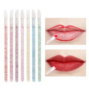 Groothandel kristallen staaf Wegwerp cosmetische lippenborstel Lippenstift Lipglossende toverstokken Penreiniger Applicator Make-upborstels Gereedschap