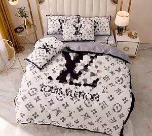 Bedding Set Luxury Designer Classic Letter Logo Print Duvet Cover Pillow Cover 4-piece Set of Pure Cotton Black Pink Large Logo Set Bedroom Decoration 1.8m 2m