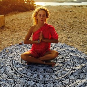 Одеяла йоги европейская района печати круговой пляжный коврик для песчаной ткань Солнце Защита Шаль полотенце летнее платье 230203