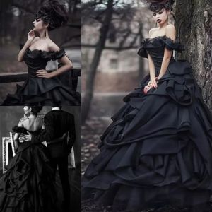 Vintage Gotik Siyah Prenses Gelinlik Lüks Ruffles Omuz Kapalı Omuz Batı Orman Bahçesi Gelin Gowns Plue Boyut BC4673