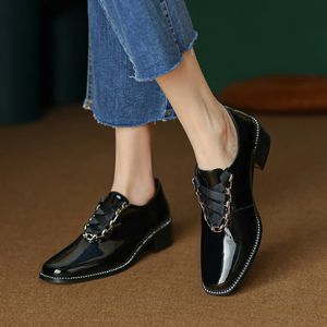 2022 İngiliz tarzı siyah kadın ofis tıknaz topuk moda bayan gelinlik ayakkabıları