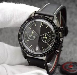 44mm erkek saatler kuvars kronograf gümüş siyah kadran moonwatch deri band, taşimeter işaretlerini gösteren yüzüğün karanlık tarafı kol saatleri lüks tasarımcı