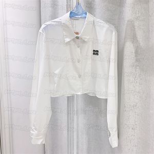 Croppd Kadın T Shirt Beyaz Yaz Casual Bluzlar Bayanlar Uzun Kollu Yaka Gömlek