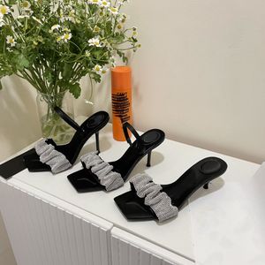 moda kadınlar tıknaz topuk sandalet elmas terlik lüks tasarımcı deri yaz klasik plaj terlikleri 34-40