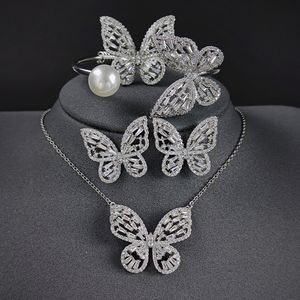 Düğün Mücevher Setleri 4pcs Pack Lüks Kelebek Gümüş Renk Gelin Dubai Düğün Kadınlar için Lady Yıldönümü Hediye Takı Toplu Satış J7614 230211