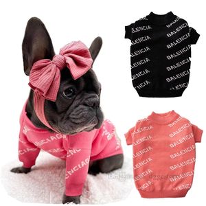 Tasarımcı Köpek Giysileri Marka Köpek Giyim Sıcak Pet Sweater Klasik Mektup Kedi Sweaters Puppy Sweatshirt Kış Paltosu Küçük Köpekler Yavru Kedi Kedileri Kırmızı S A353