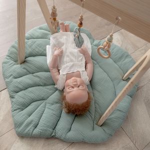 Играть в коврики 1pc baby play mat nordic хлопковые листья листья одеяло мягкие коврики детские ползущие одеяло мультфильм детские маты маты для детской комнаты украшения 230211