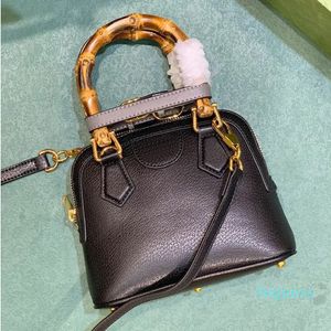 Мини -сумки для сумки Shell Bamboo Bag Fashion Women Women Shop Shop Shop Budbs Crossbody Totes Lady Designer Luxury Swork Классическая буква цвета